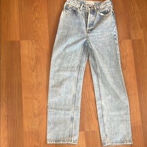 Light Wash Jeans waist 23 the right way high jeans everlane